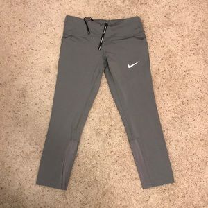 Nike leggings size small